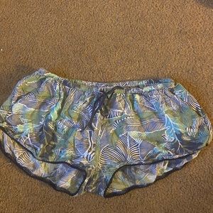 Roxy shorts with pockets